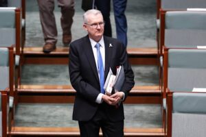 australia-signs-400-million-deal-to-deport-foreign-criminals