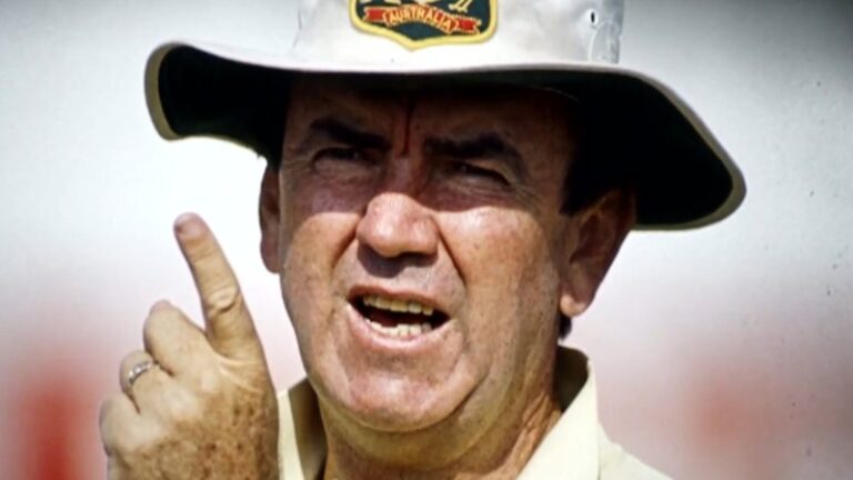 australian-cricket-mourns-loss-of-bob-simpson-at-89