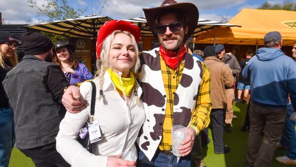 bendigo-s-craft-beer-festival-thrives-despite-winter-chill