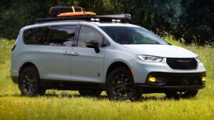 chrysler-unveils-grizzly-peak-concept-for-off-road-family-travel