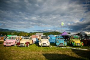citroen-2cv-enthusiasts-celebrate-iconic-vehicle-in-slovenia