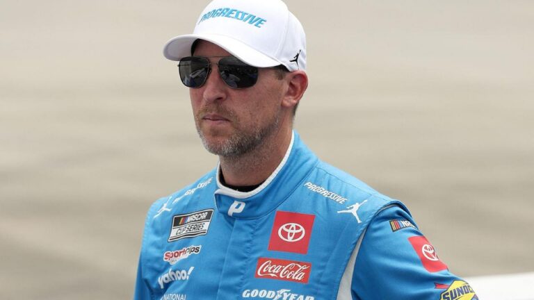 denny-hamlin-critiques-kyle-larson-and-chase-elliott-s-tactics-in-iowa-race