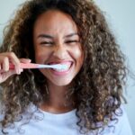 dentist-reveals-common-brushing-mistake-that-discolors-teeth