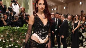 dua-lipa-trademarks-name-for-new-fitness-and-lifestyle-line