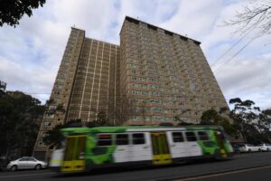 engineer-slams-melbourne-s-plan-to-demolish-public-housing-towers