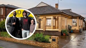 fawkner-auction-shocks-with-opening-bid-over-850-000