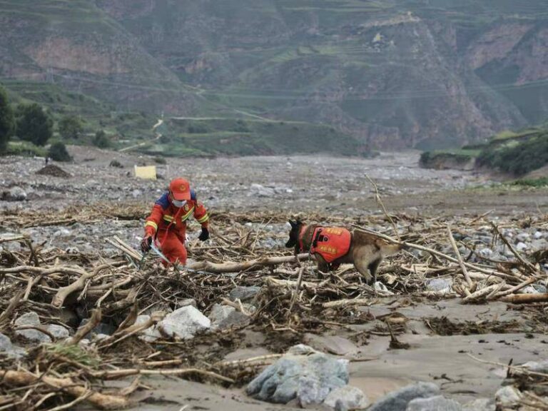 flash-flood-in-northern-china-claims-nine-lives-search-continues