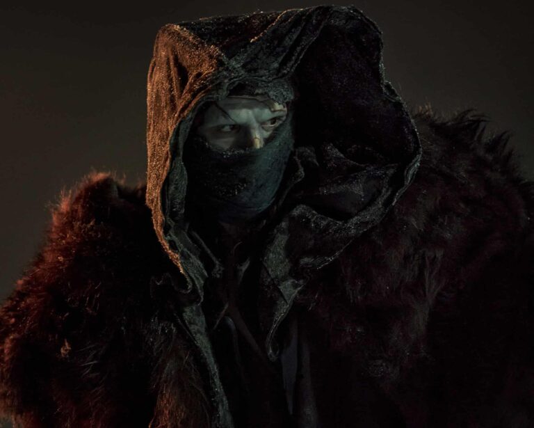 guillermo-del-toro-s-frankenstein-premieres-to-critical-acclaim