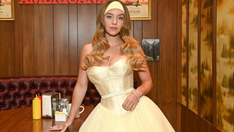 halsey-supports-sydney-sweeney-amid-american-eagle-ad-criticism
