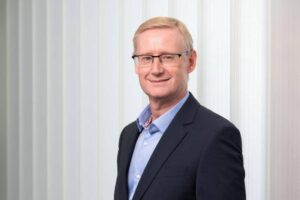 jaguar-land-rover-ceo-adrian-mardell-to-retire-in-2025