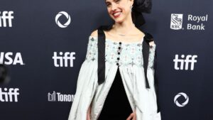 margaret-qualley-plays-matchmaker-for-mom-andie-macdowell-and-bill-murray