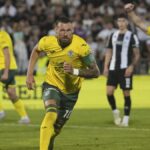 martin-boyle-s-goals-propel-hibernian-to-victory-in-belgrade