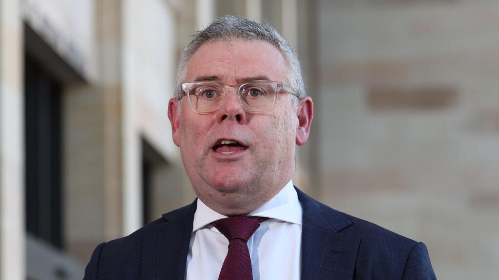 murray-watt-advocates-for-environmental-law-overhaul-in-wa