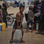 netanyahu-urges-palestinians-to-leave-gaza-as-violence-surges
