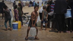 netanyahu-urges-palestinians-to-leave-gaza-as-violence-surges