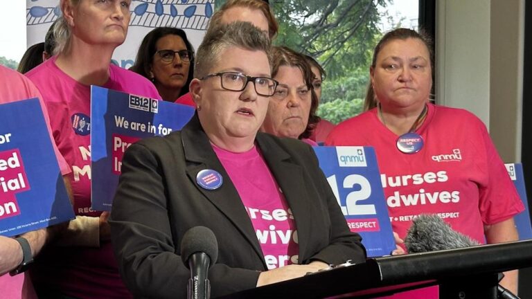 queensland-nurses-win-11-pay-surge-set-national-record