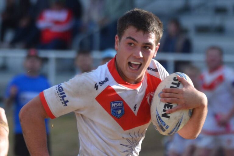 rhinos-charge-to-grand-final-as-vardanega-secures-hat-trick