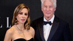 richard-gere-s-connecticut-mansion-demolished-for-luxury-development