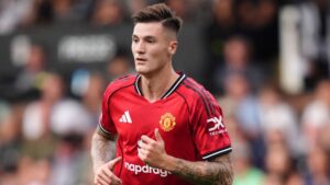 sesko-set-for-first-start-as-united-faces-grimsby-in-cup-clash