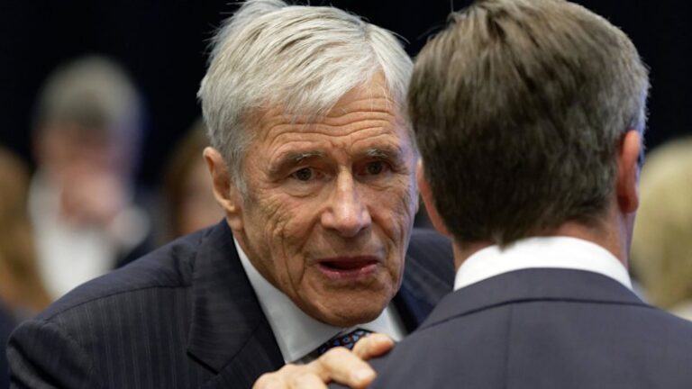 stokes-family-wealth-fluctuates-as-seven-west-struggles