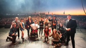 supergroup-headliners-return-to-energize-mundi-mundi-festival
