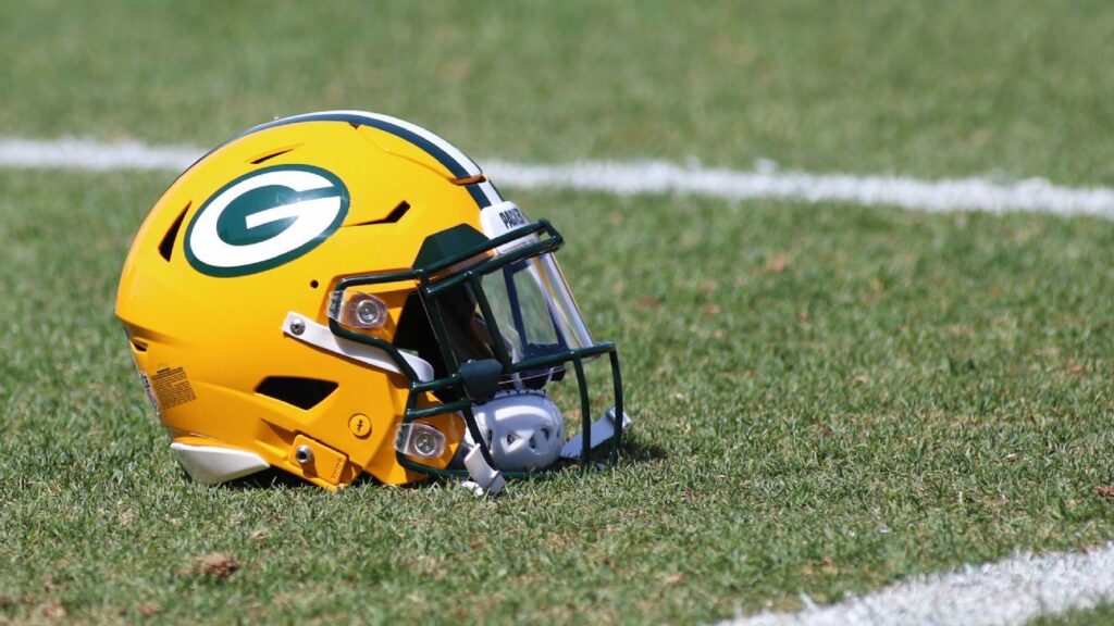 tensions-erupt-as-packers-and-seahawks-clash-in-joint-practice