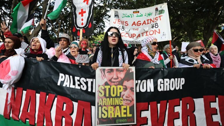 thousands-march-across-sydney-harbour-bridge-for-gaza-today