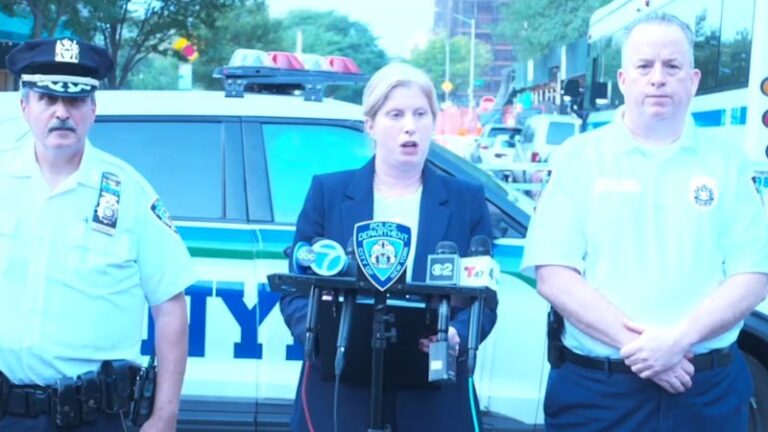 three-dead-eight-injured-in-urgent-nyc-restaurant-shooting
