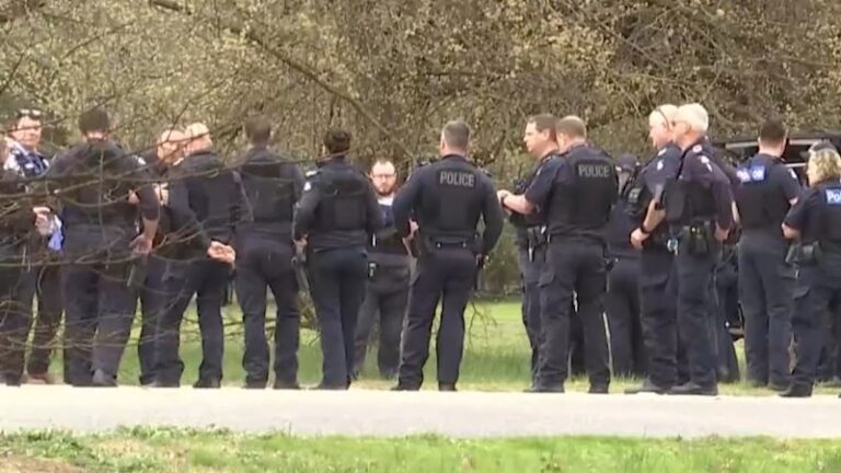 two-police-officers-killed-one-injured-in-rural-victoria-shooting