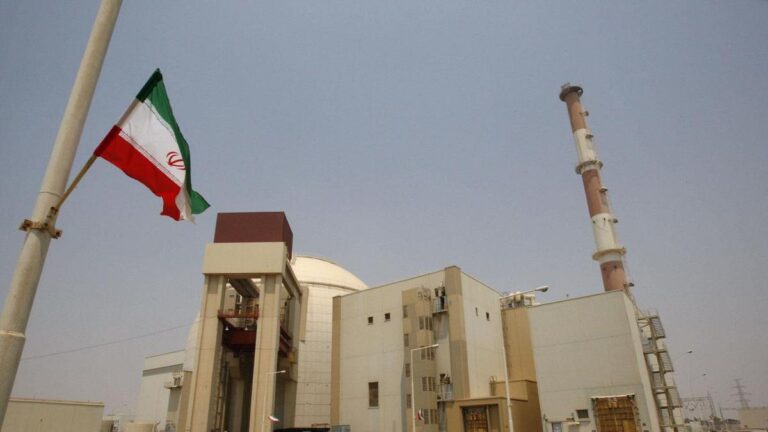 uk-france-germany-launch-urgent-30-day-sanctions-against-iran
