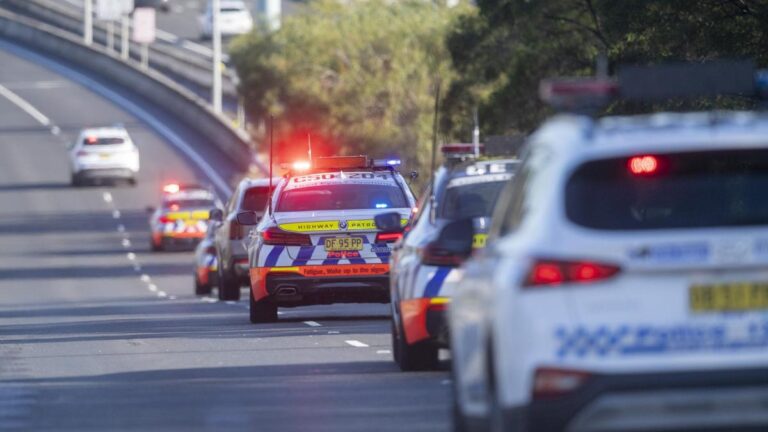 urgent-closure-pedestrian-struck-by-truck-on-warrego-highway