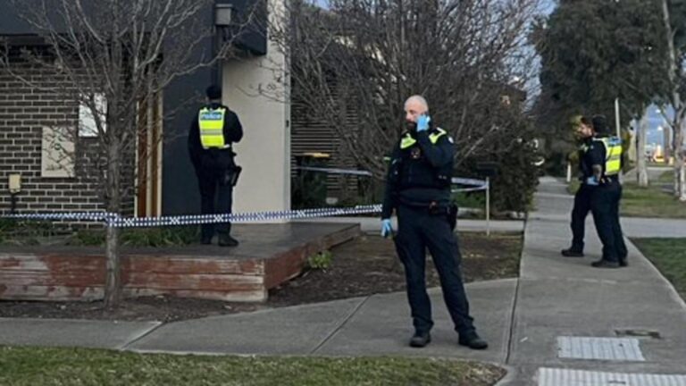 urgent-three-men-stabbed-at-melbourne-house-party-early-saturday