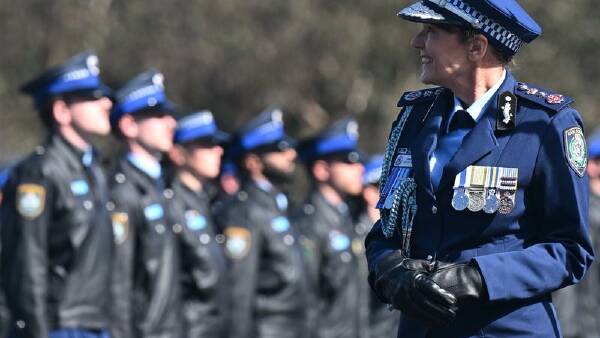urgent-update-new-constables-welcomed-as-top-cop-retires