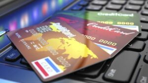 wa-retirees-struggle-to-obtain-credit-cards-amid-banking-crisis