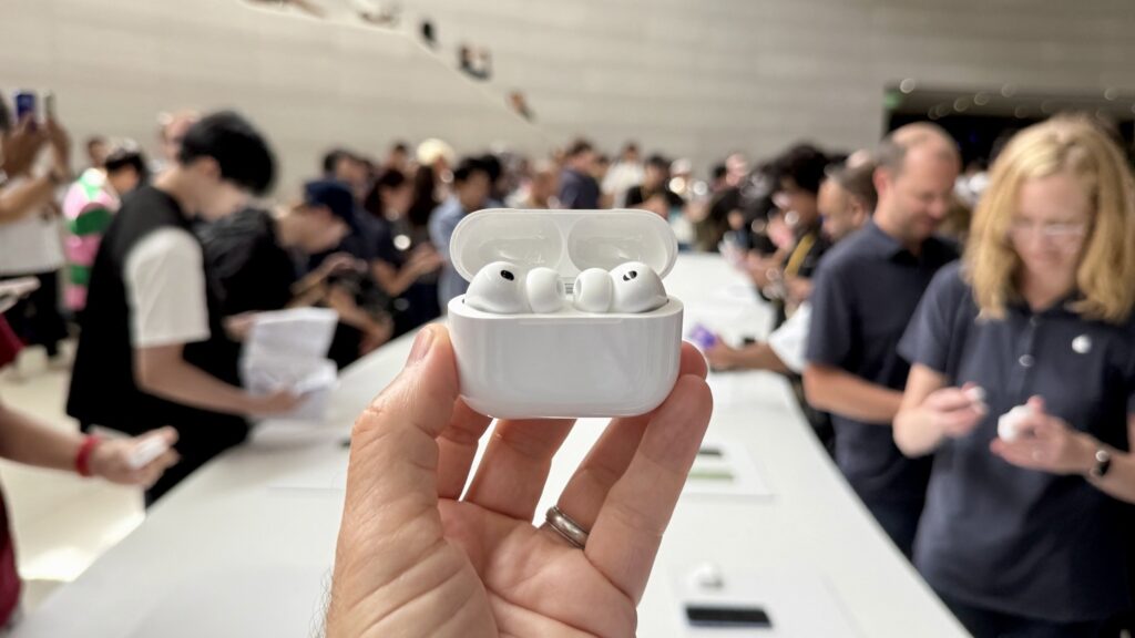 airpods-pro-3-review-exceptional-sound-and-noise-cancellation