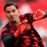 altay-bayindir-keeps-manchester-united-s-goal-despite-new-signing