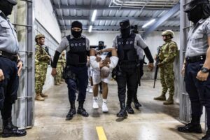 appeals-court-blocks-trump-s-deportation-plan-for-venezuelan-gang-members