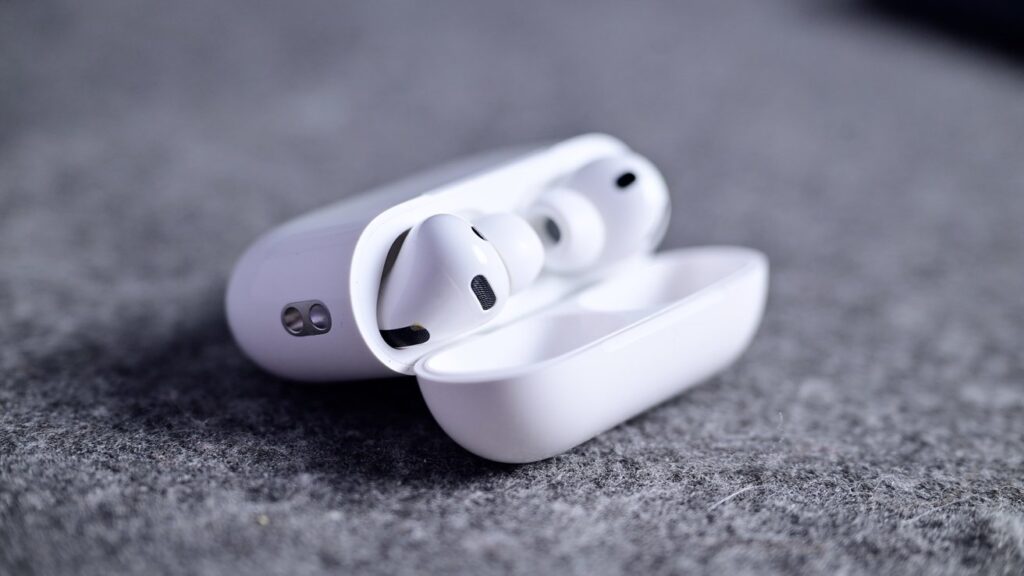 apple-launches-airpods-pro-3-with-enhanced-features-and-performance