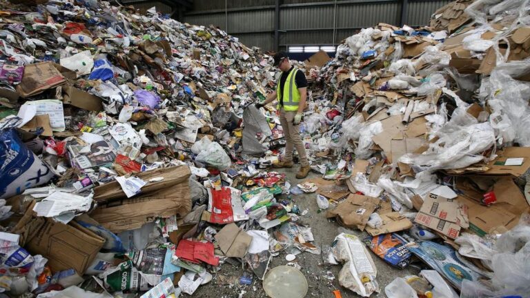 australia-faces-urgent-landfill-crisis-experts-call-for-change