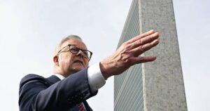 australia-officially-recognizes-palestine-sparking-global-debate