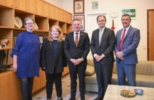 cefc-commits-record-billions-to-marinus-link-undersea-cable