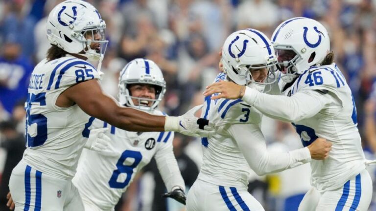 colts-seize-dramatic-29-28-victory-over-broncos-with-last-second-field-goal
