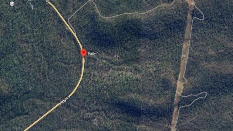 Fatal motorbike crash leaves one dead, one critical.