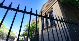 domestic-violence-perpetrator-jailed-for-15-months-following-threats