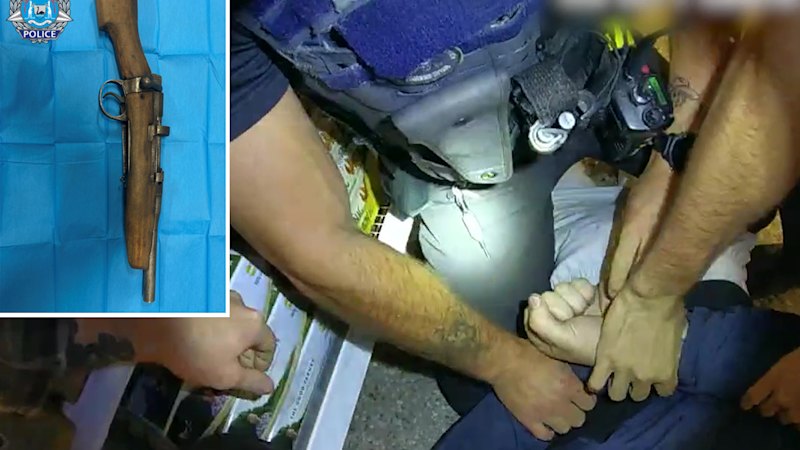 dramatic-police-chase-ends-in-supermarket-aisles-in-perth