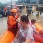 flash-floods-in-indonesia-claim-20-lives-rescue-efforts-underway