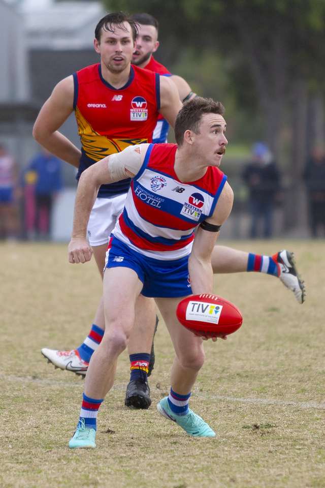 former-afl-star-phoenix-spicer-joins-western-football-league