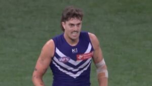 fremantle-secures-victory-over-gold-coast-in-thrilling-match