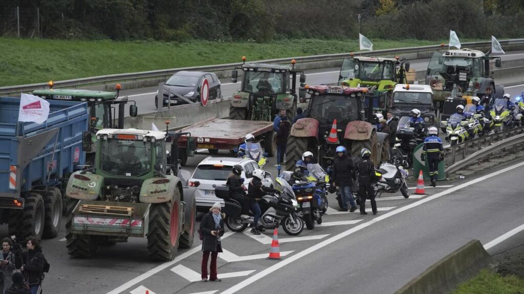 french-farmers-plan-urgent-protest-against-eu-mercosur-deal