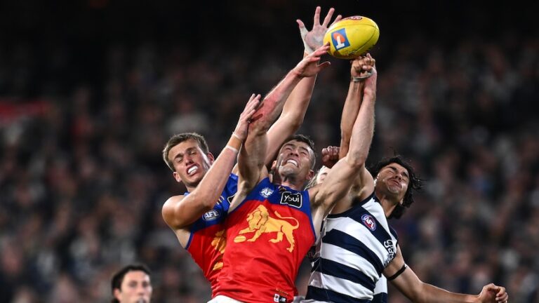 geelong-and-brisbane-clash-in-historic-afl-grand-final-showdown